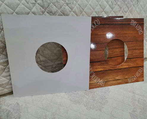 Cukierki, torty, papier, podkładka do pizzy, różny materiał i wiele grubości